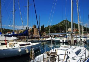 Bateaux Services – Bootsverleih