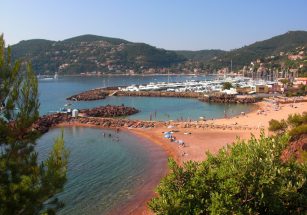 Plage de la Rague et des Mineurs – Public beach