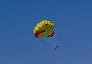 Parachute ascensionnel – Mandelieu Fun Sport