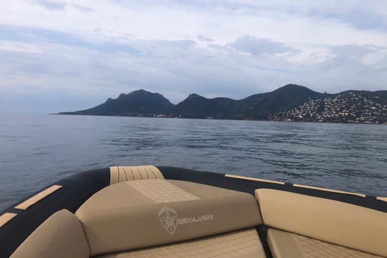 Wave Riders_Mandelieu-La Napoule