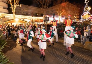 Le Village de Noël – Place de France – 2025