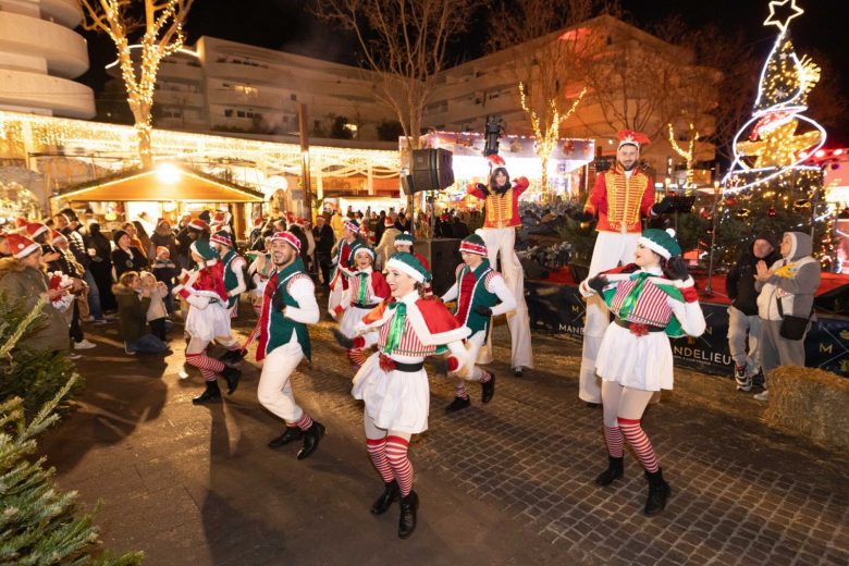Le Village de Noël – Place de France – 2025_Mandelieu-La Napoule