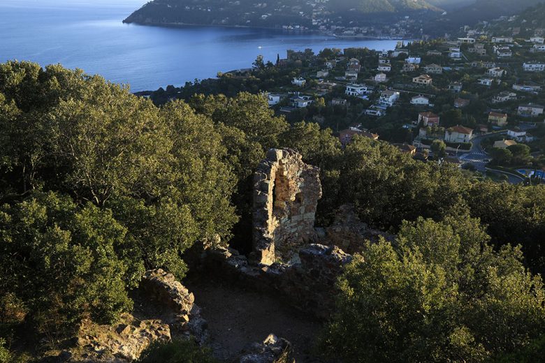 Balade commentée au mont San Peyre_Mandelieu-La Napoule