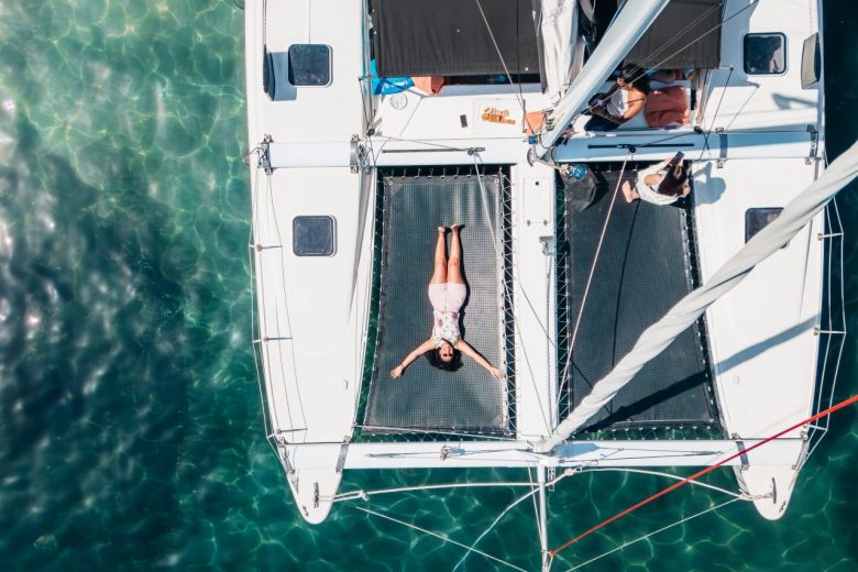 Balade en mer à bord du catamaran Black Sail_Mandelieu-La Napoule